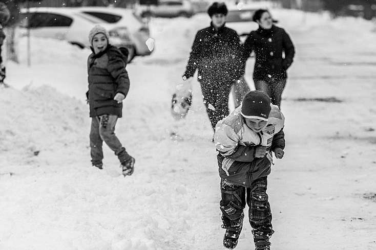 Guantes De Nieve Niño Fotos, retratos, imágenes y fotografía de