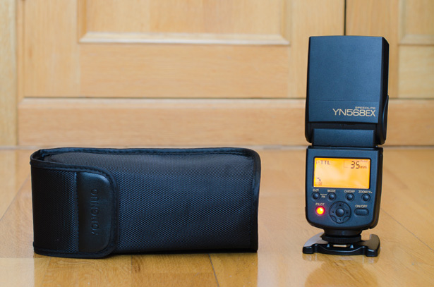 Yongnuo YN568EX - LCD y funda