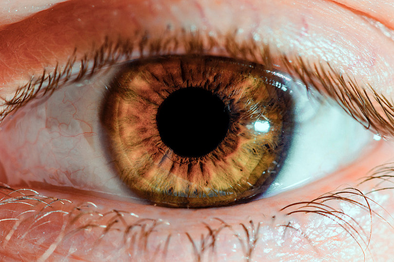 Cómo Fotografiar los Ojos de una Persona desde Cerca