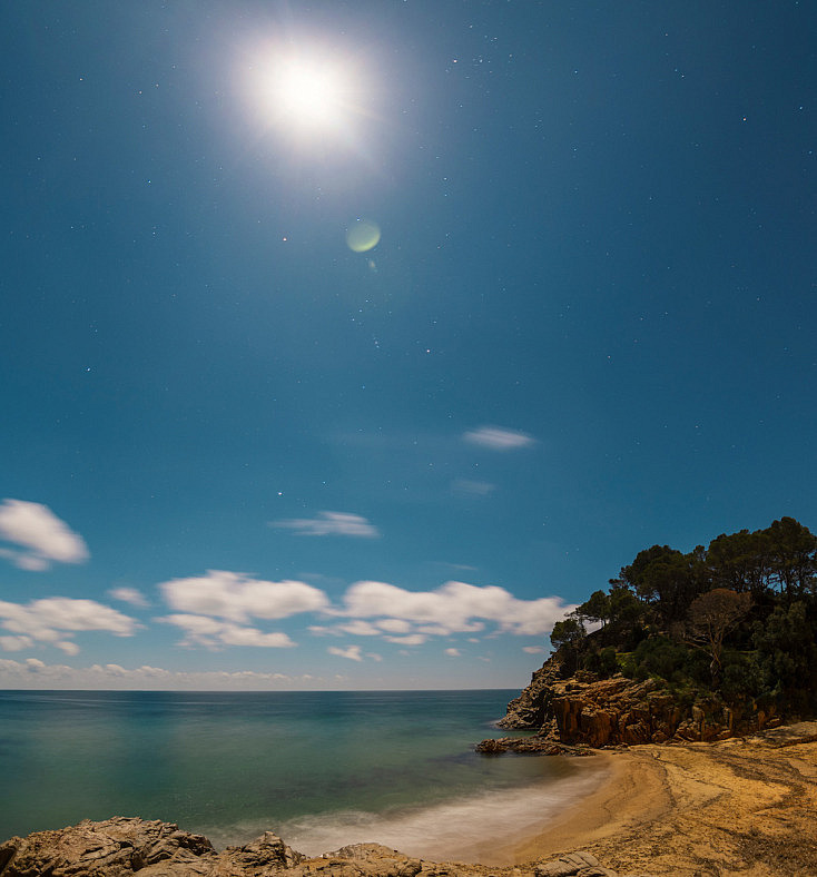 Cómo utilizar la luz de luna llena en fotografía nocturna